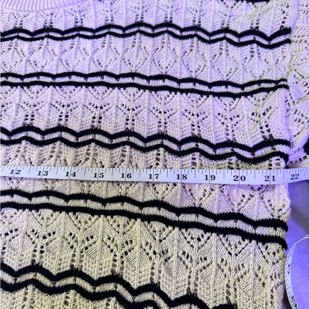 Striped Cream and Black Sweater! Vera Moda brand! Super sharp staple! - Picture 6 of 6